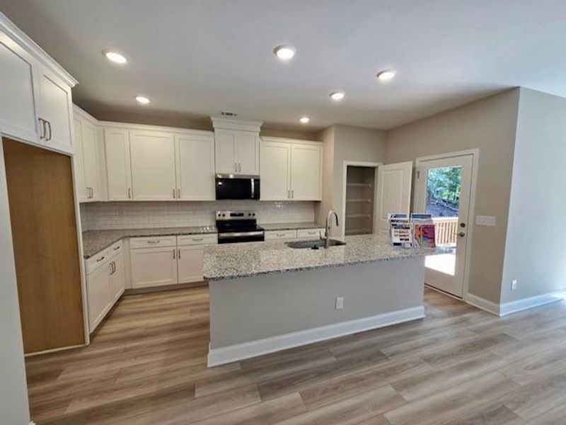 Furnished interior view inside a new home in , Waleska (Image 5).