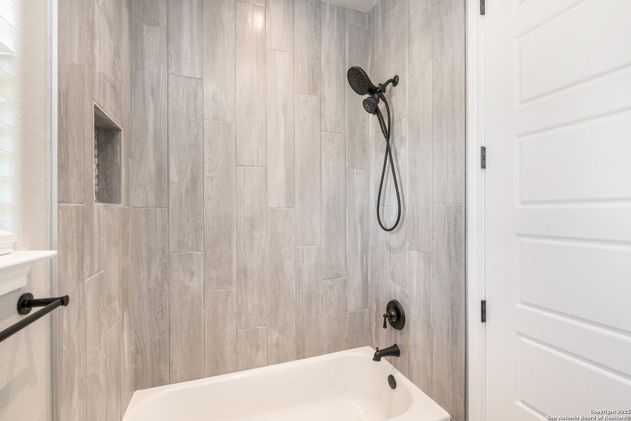 Close-up of interior finishes inside a home in , La Vernia (Image 22). Close-up of interior finishes inside a home in , La Vernia (Image 22).