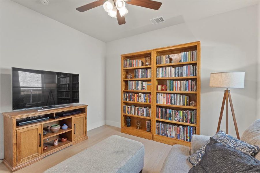 Furnished interior view inside a new home in Lyons Crest Estates, Garland (Image 13).