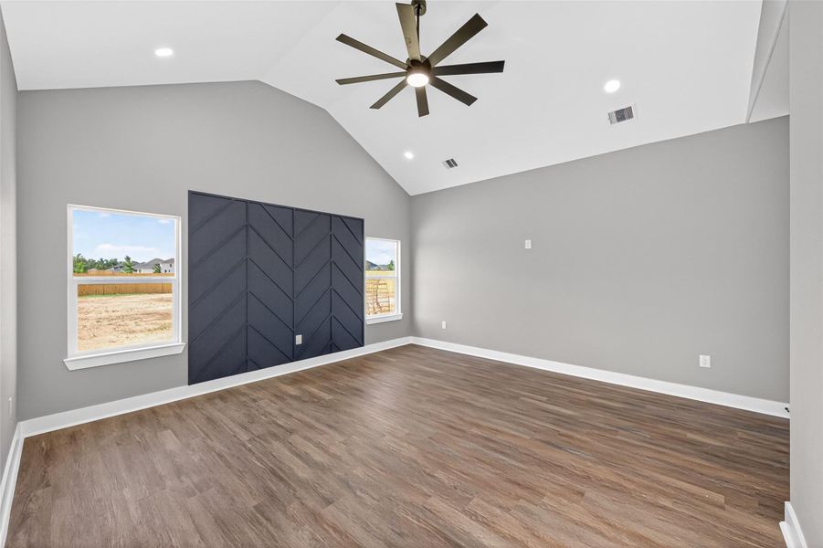 Another angle of the oversized primary bedroom. Another angle of the oversized primary bedroom.
