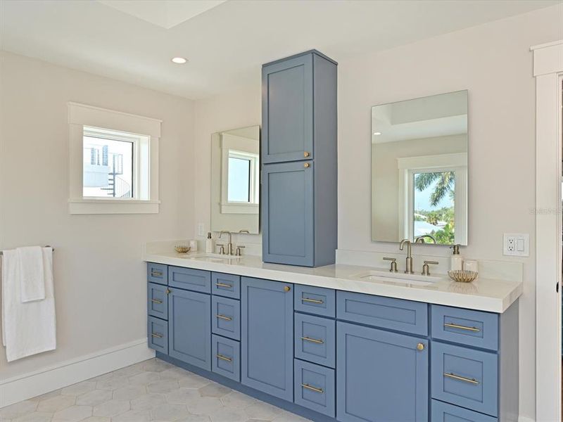 Furnished interior view inside a new home in , Holmes Beach (Image 15).