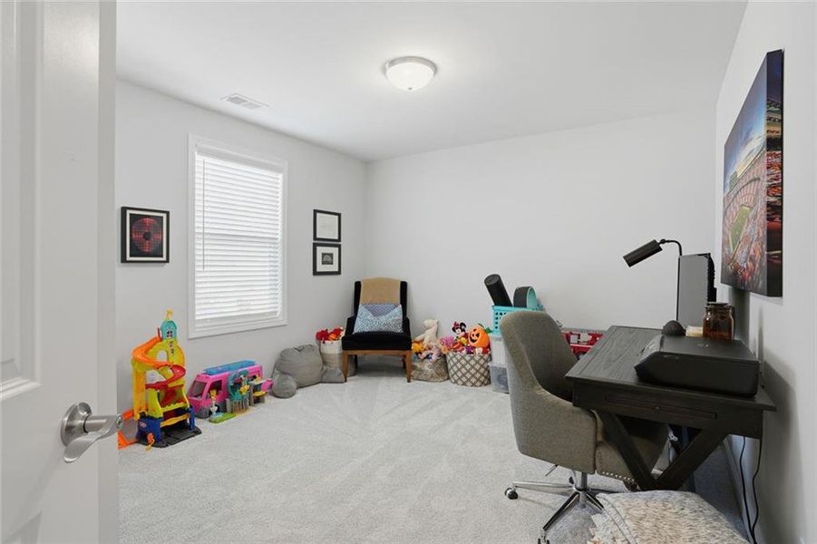 Furnished interior view inside a new home in Avenbrook, Mableton (Image 11).