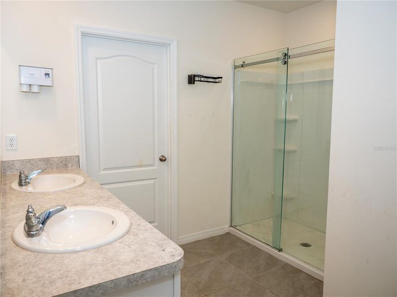 Image 29 of a home in Poinciana Enclave.