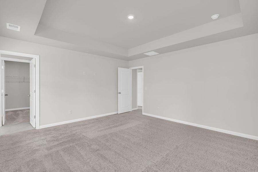 Spacious, unfurnished interior of a new home in Wildcat Chase, Summerville (Image 23).