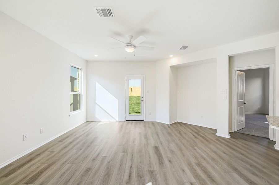 Spacious, unfurnished interior of a new home in Salerno - Heritage Collection, Round Rock (Image 25). Spacious, unfurnished interior of a new home in Salerno - Heritage Collection, Round Rock (Image 25).