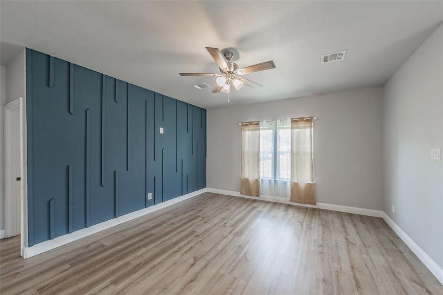 Spacious, unfurnished interior of a new home in , Cleburne (Image 31).