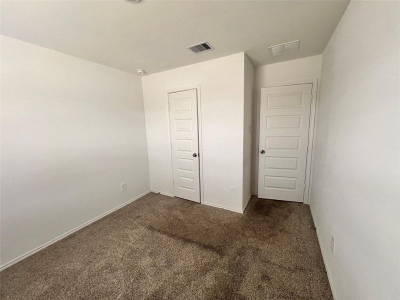 Spacious, unfurnished interior of a new home in Tamarron, Fulshear (Image 20).