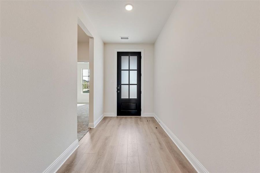 Spacious, unfurnished interior of a new home in Arbors at Legacy Hills, Celina (Image 27). Spacious, unfurnished interior of a new home in Arbors at Legacy Hills, Celina (Image 27).