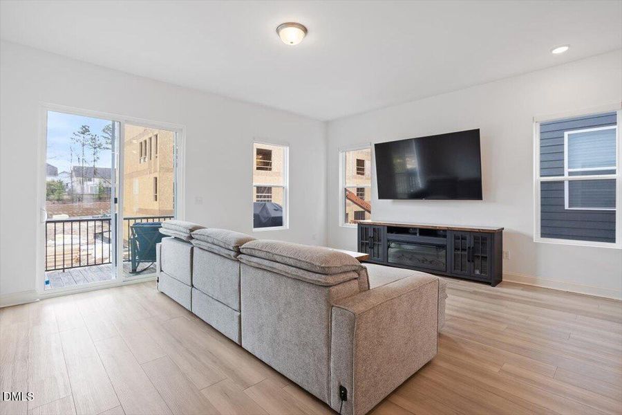 13-1434 Grv Vlg Rd [2802874]_13