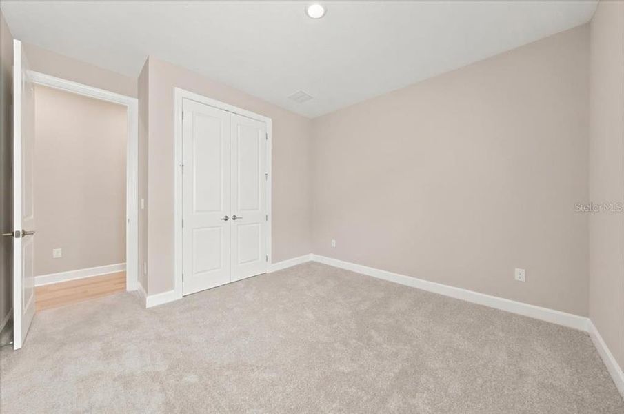 Spacious, unfurnished interior of a new home in Coasterra Community Group Page, Palmetto (Image 33).