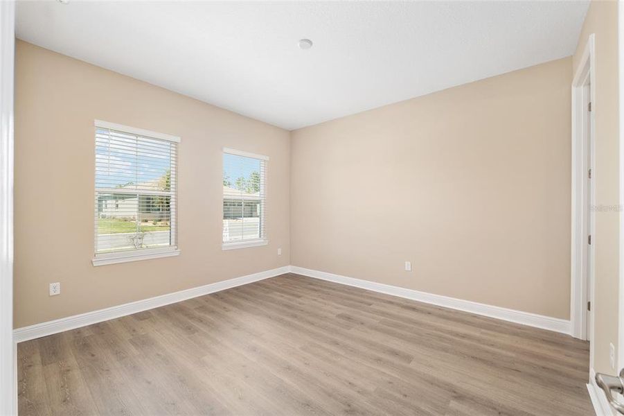 Spacious, unfurnished interior of a new home in , Ocala (Image 54).