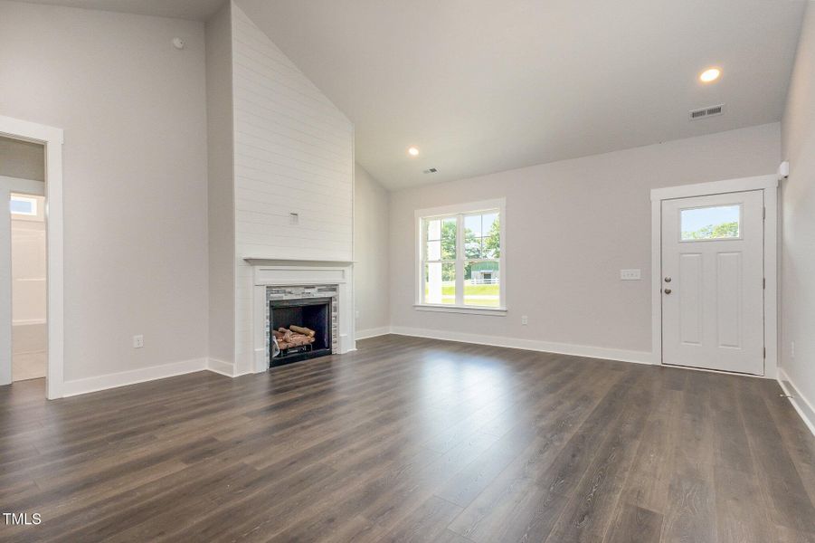 005_kv0a0621-edit_127