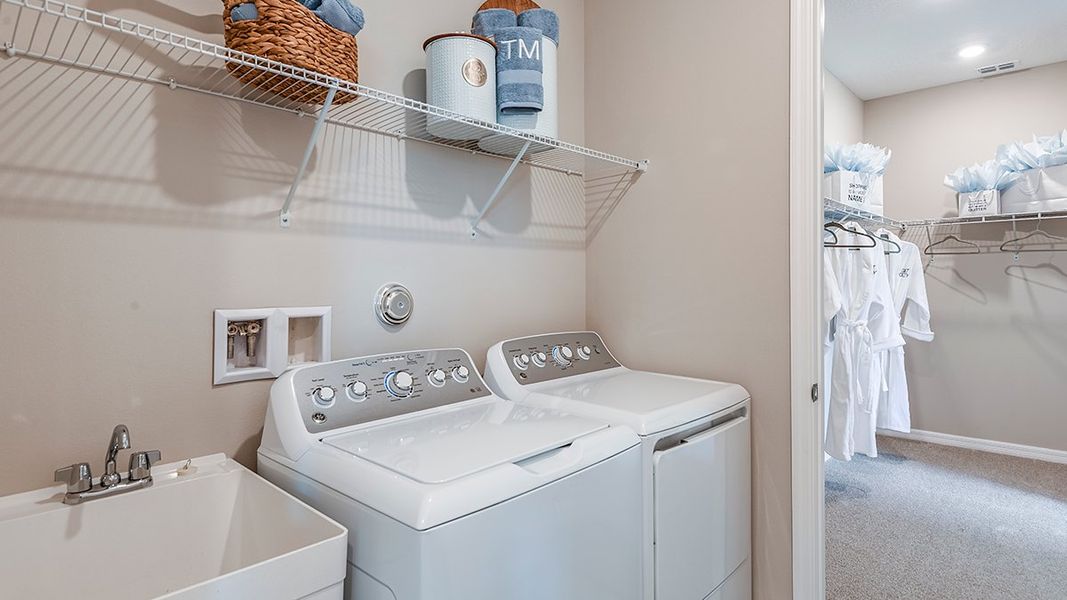 Close-up of interior finishes inside a home in Veranda Oaks, Port St. Lucie (Image 19). Close-up of interior finishes inside a home in Veranda Oaks, Port St. Lucie (Image 19).