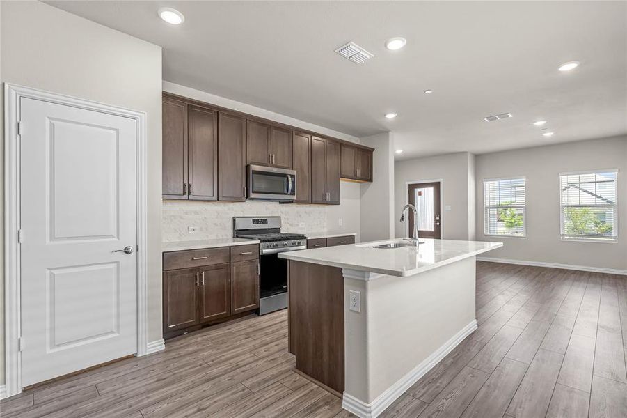 Furnished interior view inside a new home in , Wylie (Image 4).
