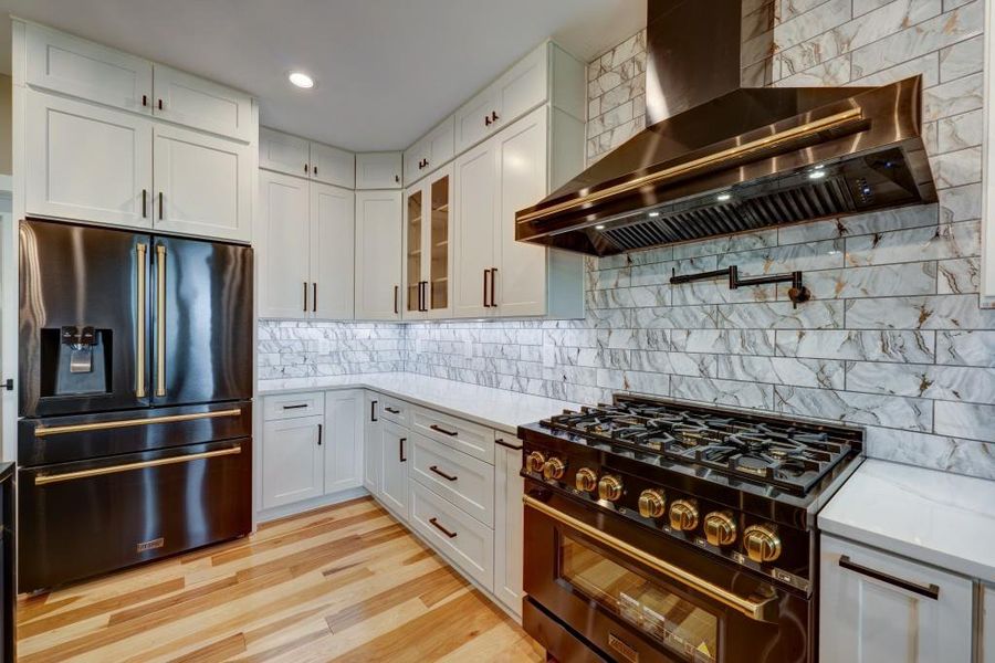 Furnished interior view inside a new home in , Ellijay (Image 34). Furnished interior view inside a new home in , Ellijay (Image 34).