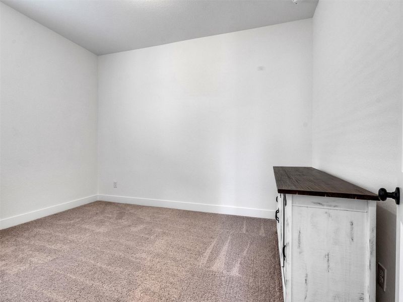 Spacious, unfurnished interior of a new home in Cherrywood Estates, Tomball (Image 21).