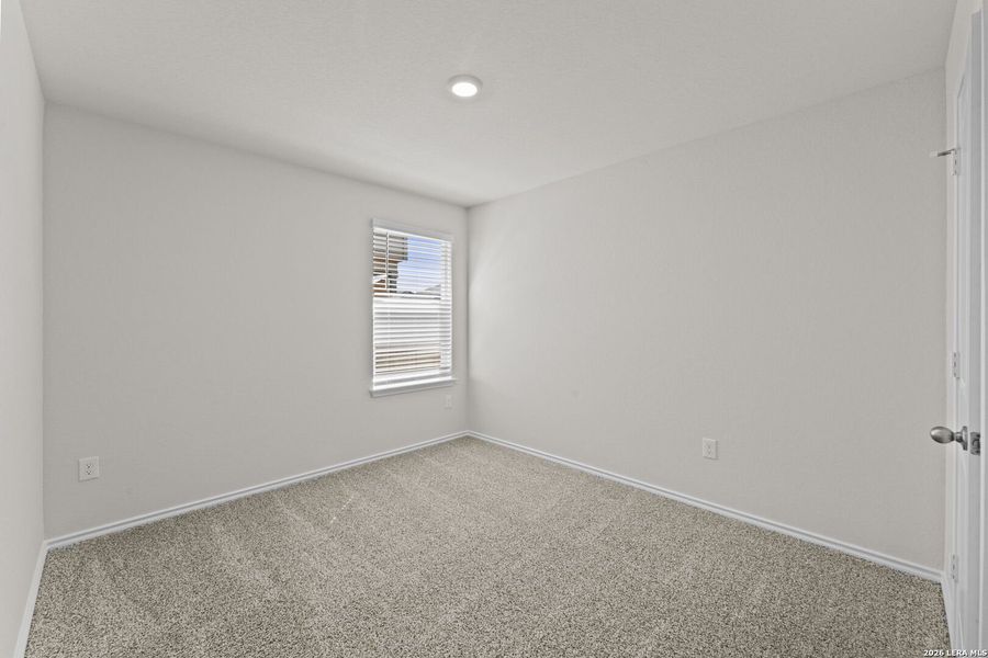 Spacious, unfurnished interior of a new home in Laurel Vistas, San Antonio (Image 15). Spacious, unfurnished interior of a new home in Laurel Vistas, San Antonio (Image 15).