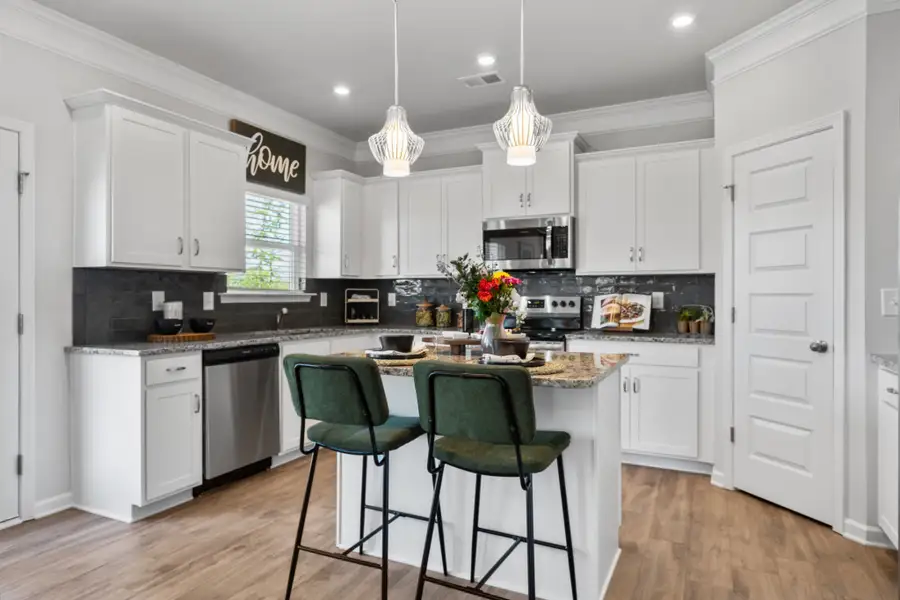 *This is a marketing photo. Colors/options may be different.*