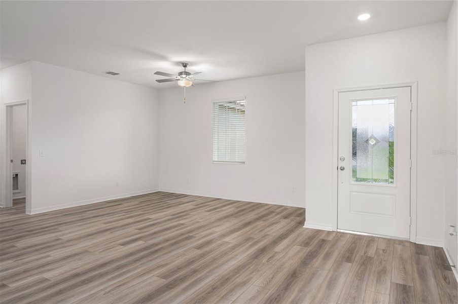 Spacious, unfurnished interior of a new home in Poinciana, Poinciana (Image 12). Spacious, unfurnished interior of a new home in Poinciana, Poinciana (Image 12).
