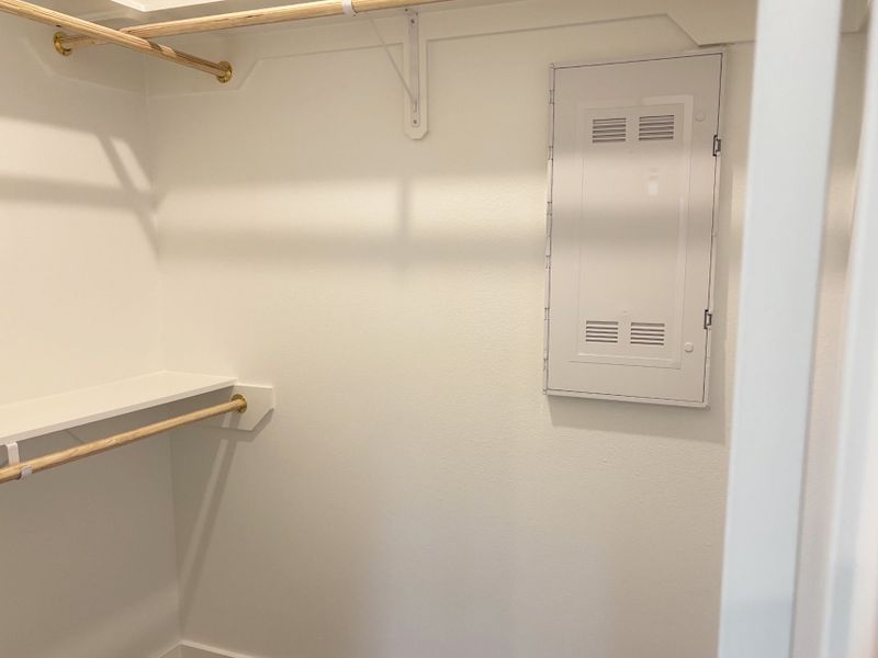 Close-up of interior finishes inside a home in Houston Place, Crestview (Image 8).
