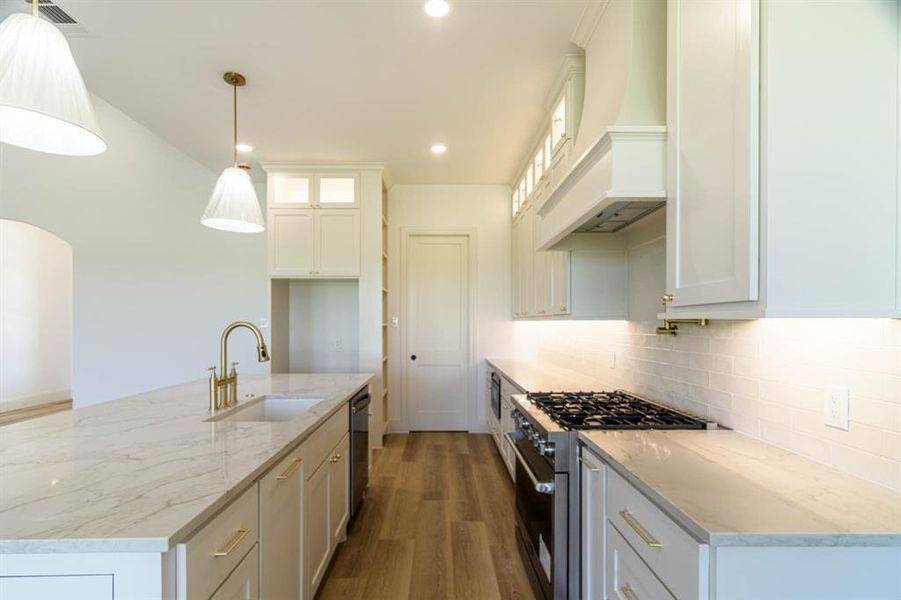 Furnished interior view inside a new home in , Caddo Mills (Image 10). Furnished interior view inside a new home in , Caddo Mills (Image 10).