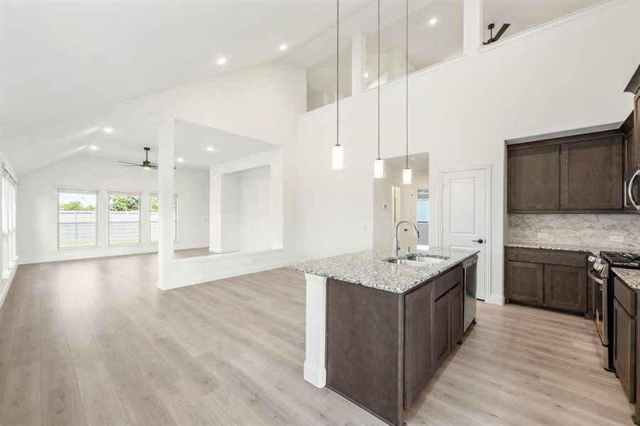 Image 33 of a home in Union Park Classic 60. Image 33 of a home in Union Park Classic 60.