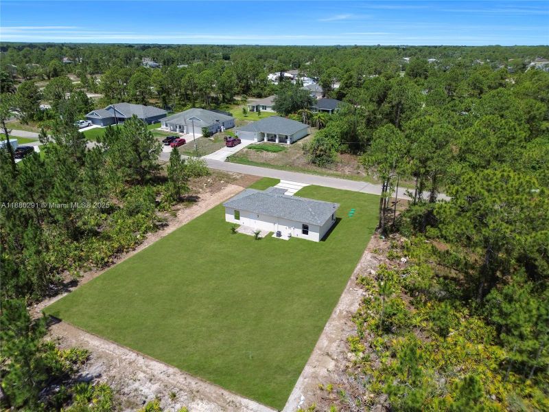 Image 10 of a home in .