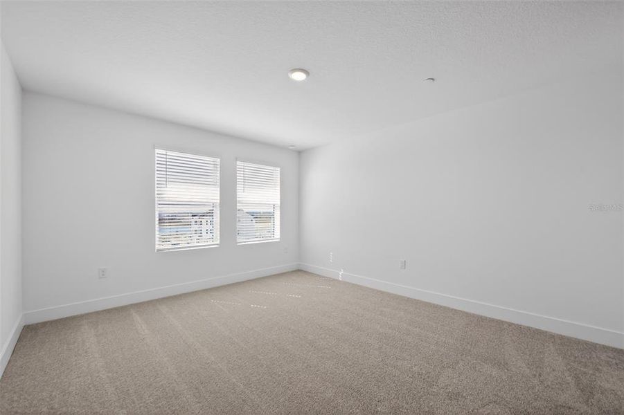 Spacious, unfurnished interior of a new home in , Winter Garden (Image 22). Spacious, unfurnished interior of a new home in , Winter Garden (Image 22).