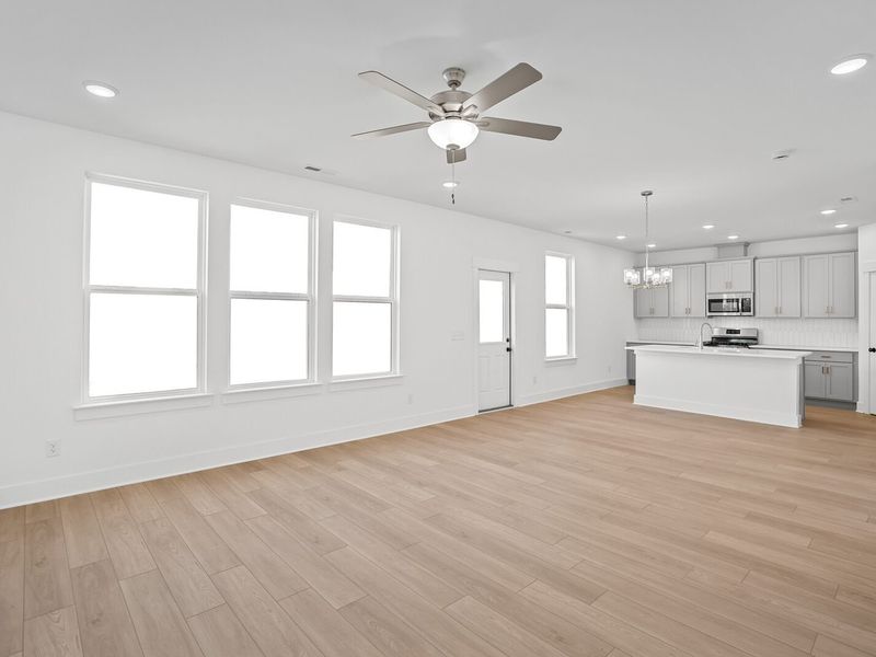 Spacious, unfurnished interior of a new home in Woods Crossing, Gallatin (Image 21).