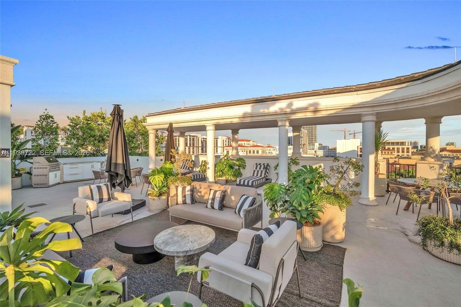 Community amenities in , Coral Gables (Image 32).