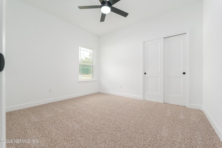 Spacious, unfurnished interior of a new home in , Middleburg (Image 16).