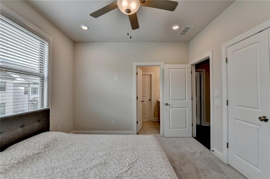Spacious, unfurnished interior of a new home in , Duluth (Image 20).