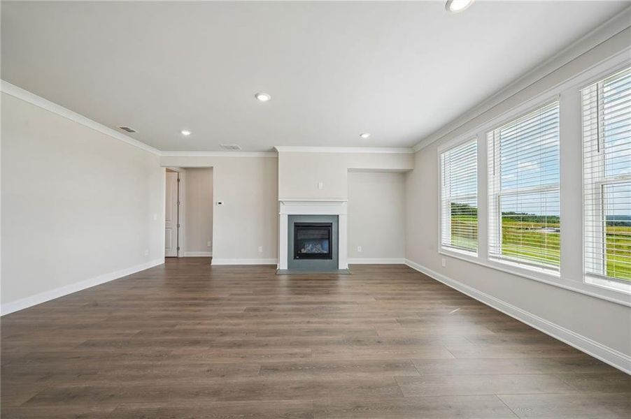 Spacious, unfurnished interior of a new home in River Pointe, Monroe (Image 44).