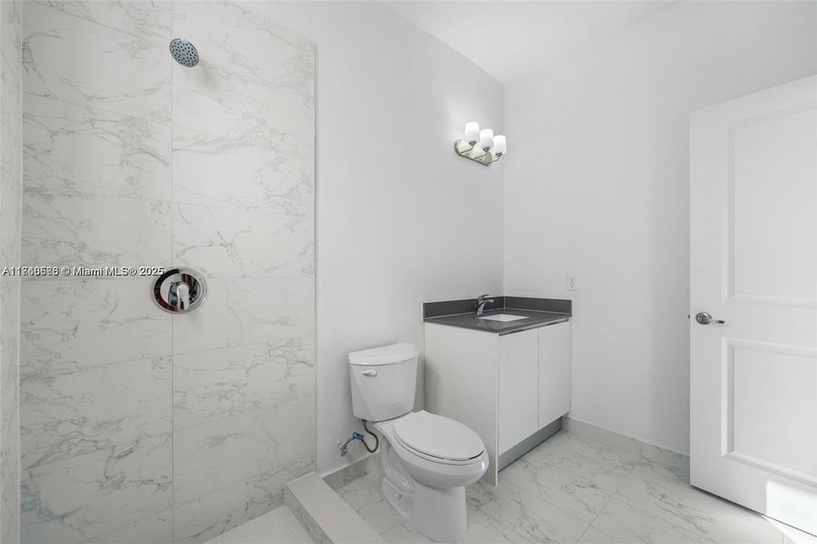 Image 17 of a home in .