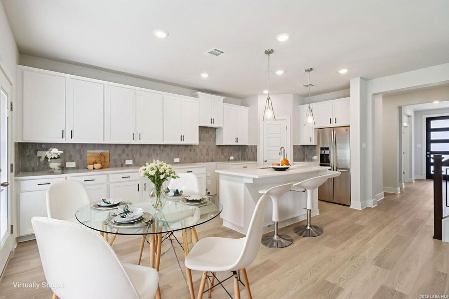 Furnished interior view inside a new home in Thomas Pond, San Antonio (Image 19).