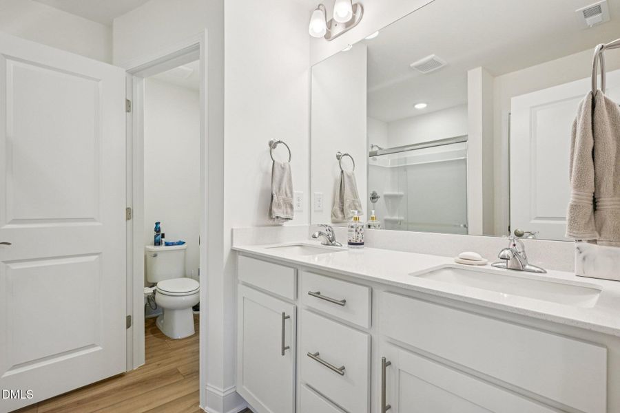 27-web-or-mls-Honeydew Way-S0710-027