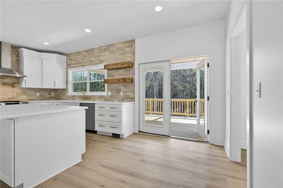 Furnished interior view inside a new home in , Rockmart (Image 7).