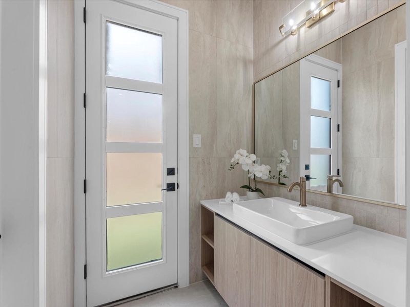 Furnished interior view inside a new home in , Houston (Image 14).