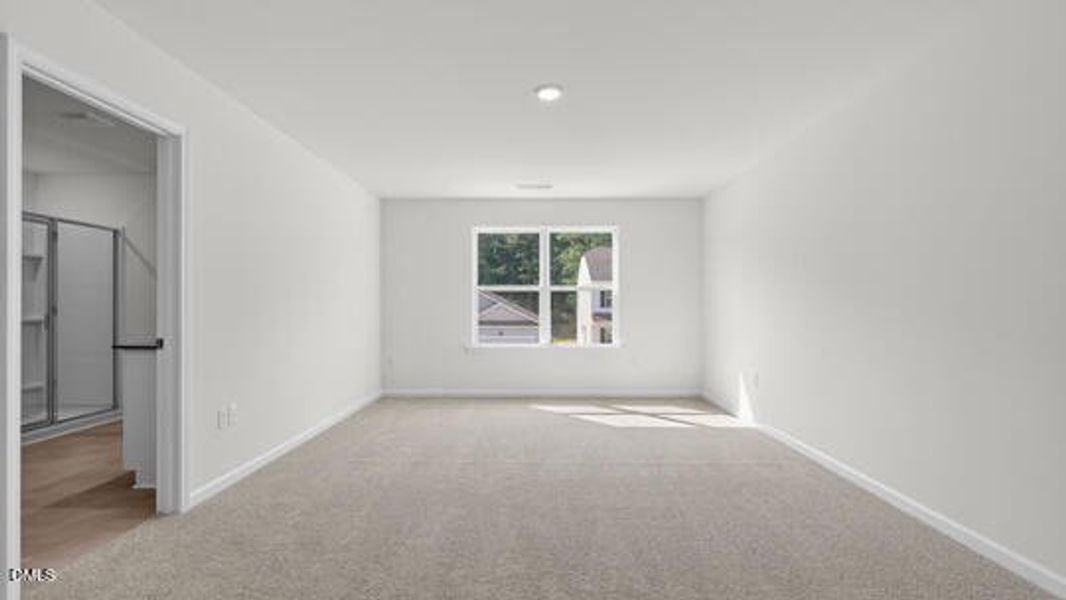 Galvins Ridge_Hayden B_463_White_FP_SPEC Galvins Ridge_Hayden B_463_White_FP_SPEC