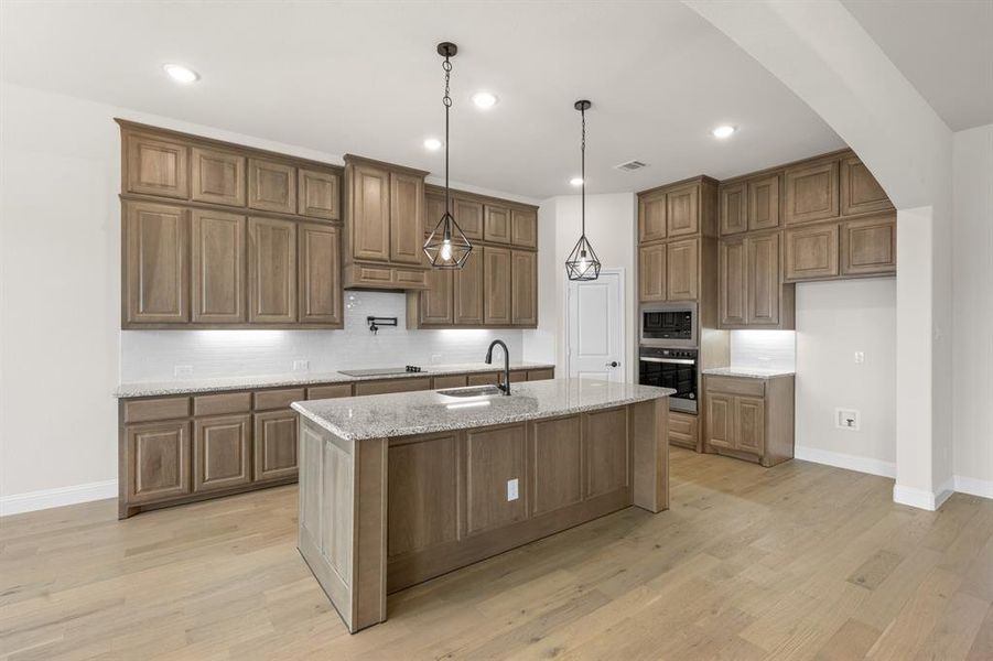 722 Winecup- Kitchen-2