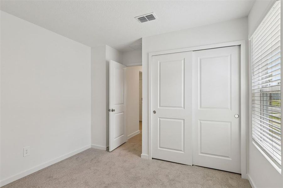 Spacious, unfurnished interior of a new home in , Palm Coast (Image 13).