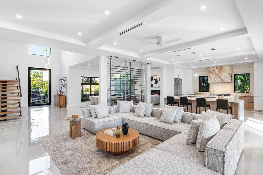 018-25833rdCourt-WestPalmBeach-FL-33407-