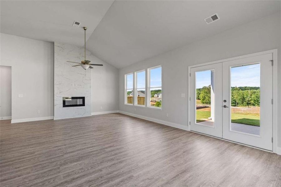 Spacious, unfurnished interior of a new home in Waters Edge, Mansfield (Image 15).