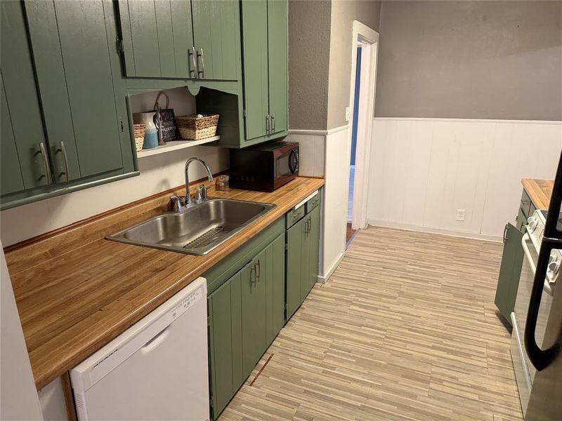 Furnished interior view inside a new home in , Brownwood (Image 9).