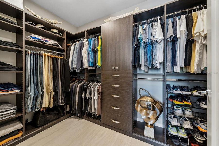 Furnished interior view inside a new home in , Sarasota (Image 5).