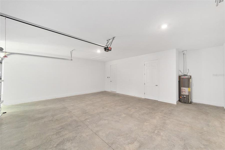 Spacious, unfurnished interior of a new home in On Top of the World Communities, Ocala (Image 35).