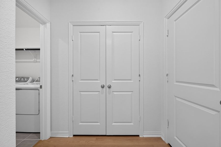 Spacious, unfurnished interior of a new home in Parks at Foster Crossing, Anna (Image 31).