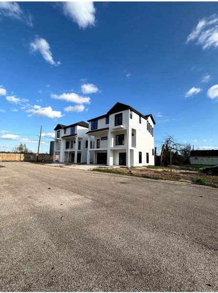 Actual Photo : newly constructed residence in the Uptown Heights Corridor delivers a thoughtfully designed layout, modern finishes, and exceptional connectivity to the city’s desirable destinations.