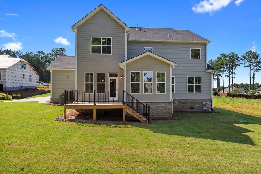 Exterior details and patio area of a home in Suter Estates, Easley (Image 29).