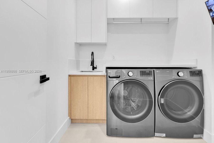 Close-up of interior finishes inside a home in , Miami (Image 18).